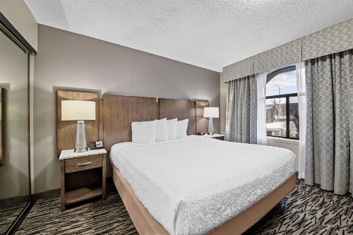 Best Western Los Alamitos Inn & Suites - image 11