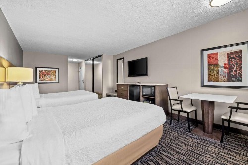 Best Western Los Alamitos Inn & Suites - image 16