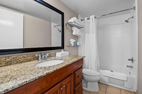 Best Western Los Alamitos Inn & Suites - image 17