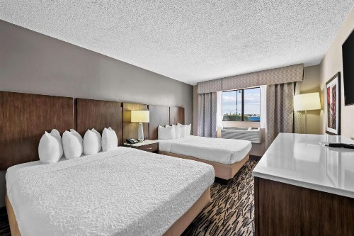 Best Western Los Alamitos Inn & Suites - image 22