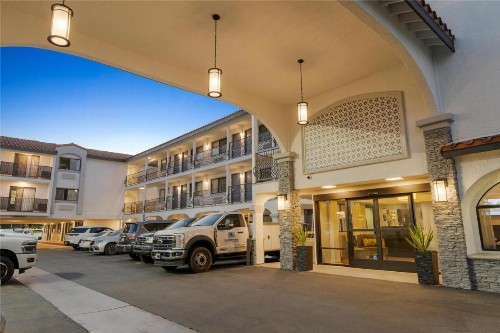 Best Western Los Alamitos Inn & Suites - image 35
