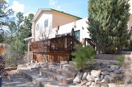 Pueblo Canyon Inn - image 11