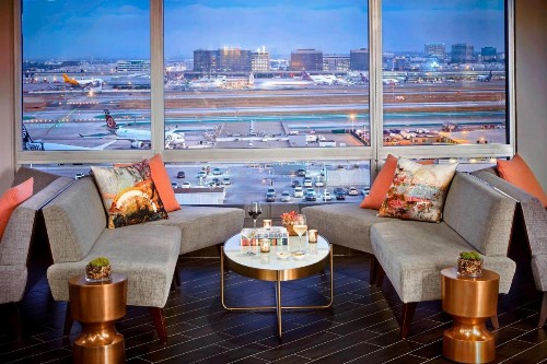 Los Angeles Airport Marriott - image 12