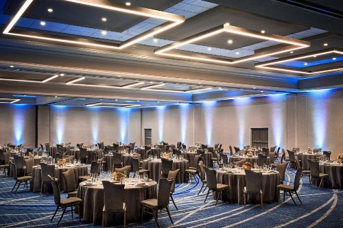 Los Angeles Airport Marriott - image 16