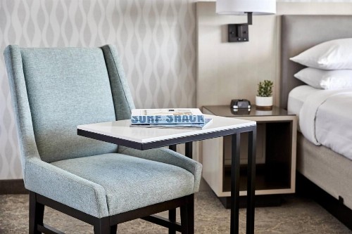 Los Angeles Airport Marriott - image 25