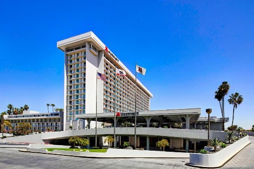 Los Angeles Airport Marriott - image 44