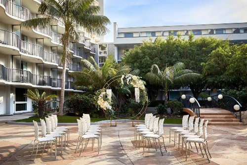 Los Angeles Airport Marriott - image 45