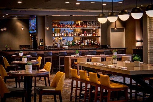 Los Angeles Airport Marriott - image 48