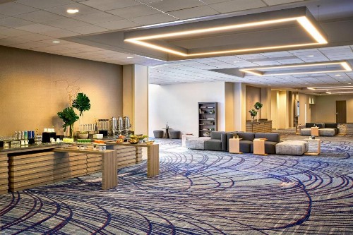 Los Angeles Airport Marriott - image 5