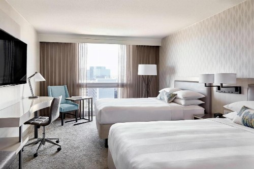 Los Angeles Airport Marriott - image 6