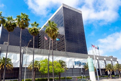 Hilton Los Angeles Airport - image 1