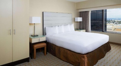 Hilton Los Angeles Airport - image 44