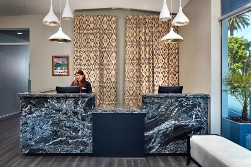 Elan Hotel - image 10