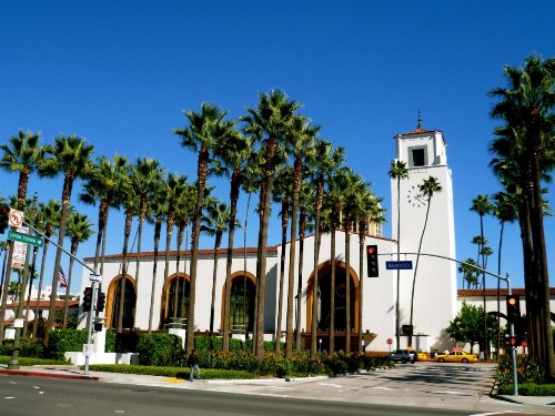 Metro Plaza Hotel - image 15
