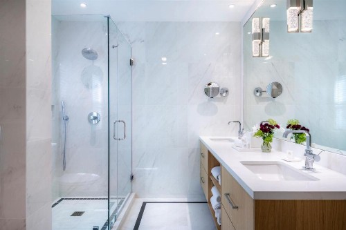 Beverly Hills Plaza Hotel & Spa - image 22
