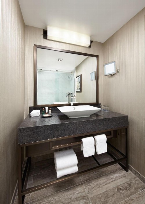 Sheraton Gateway Los Angeles Hotel - image 6