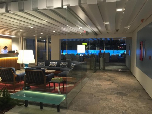 Beverly Laurel Hotel - image 5