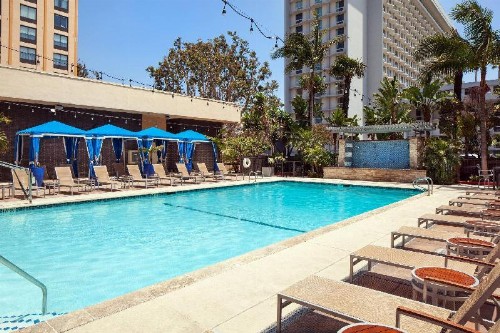 Four Points by Sheraton Los Angeles International Airport - image 3