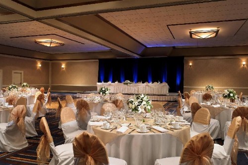 Four Points by Sheraton Los Angeles International Airport - image 4