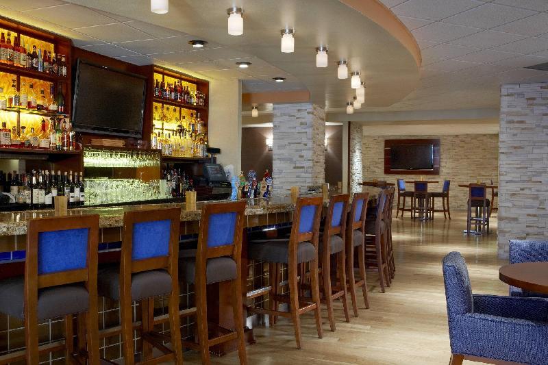 Four Points by Sheraton Los Angeles International Airport - image 6
