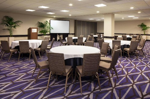 Sheraton Grand Los Angeles - image 2