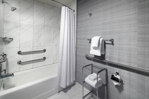 Sheraton Grand Los Angeles - image 6