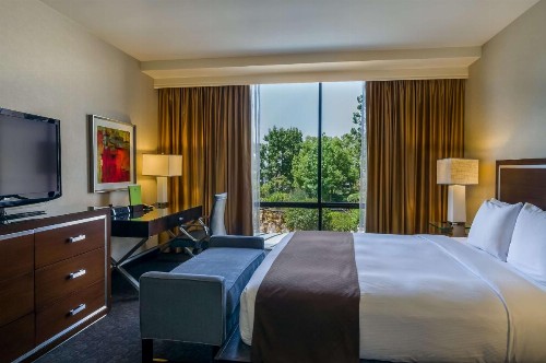 Doubletree by Hilton Los Angeles Downtown - image 37