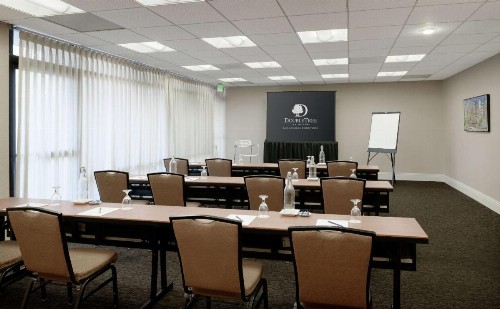 Doubletree by Hilton Los Angeles Downtown - image 41