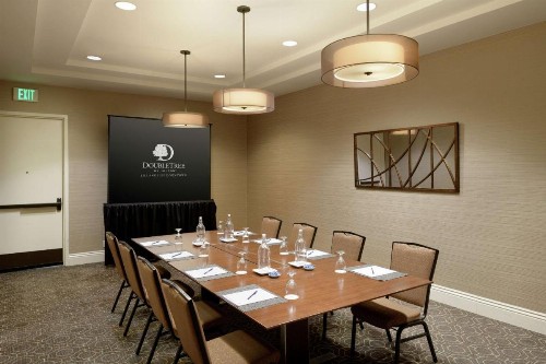 Doubletree by Hilton Los Angeles Downtown - image 47