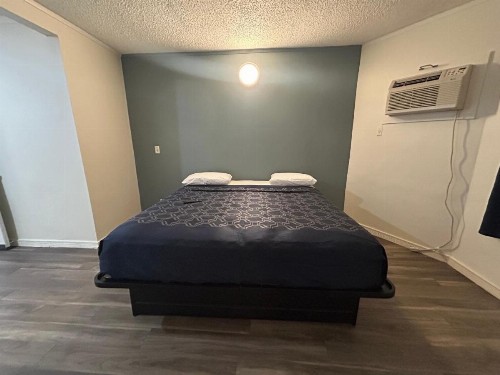 Budget Inn Hollywood - image 10