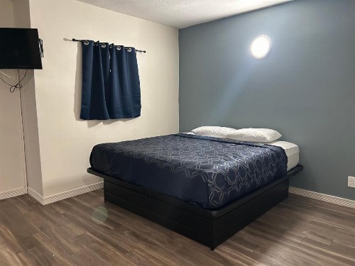 Budget Inn Hollywood - image 11