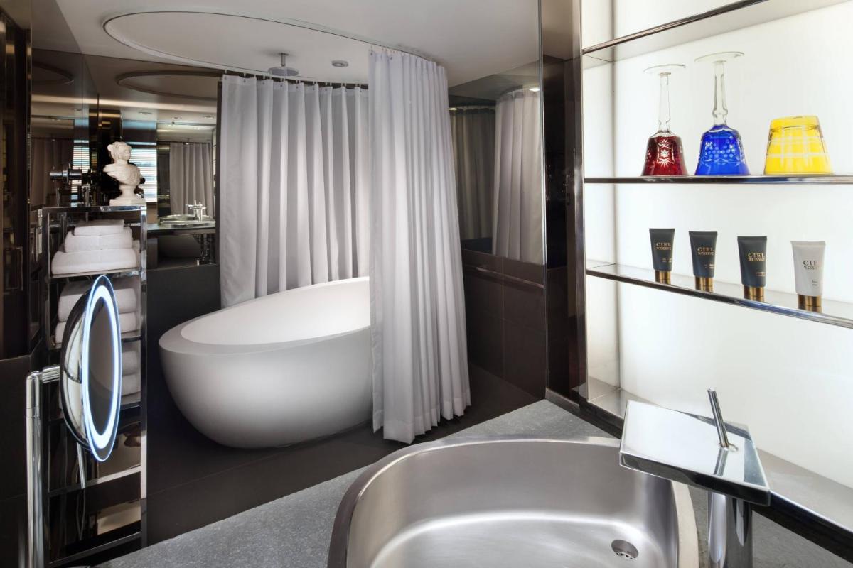 SLS Hotel a Luxury Collection Hotel Beverly Hills - image 5