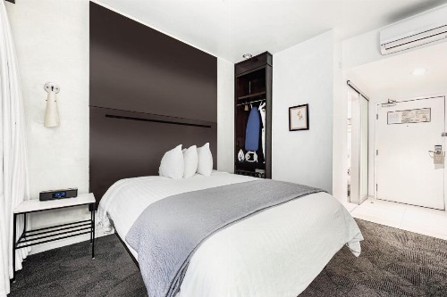 O Hotel - image 30