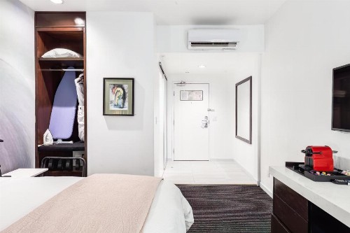 O Hotel - image 41