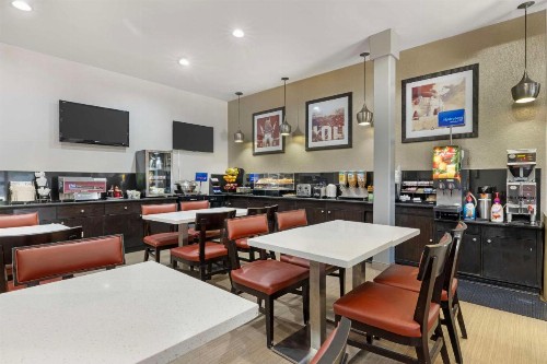 Best Western Royal Palace Inn & Suites - image 19
