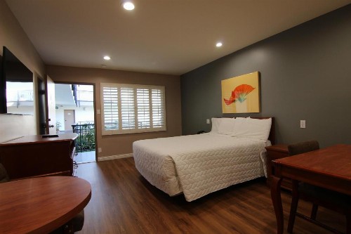 Dunes Inn - Wilshire - image 15