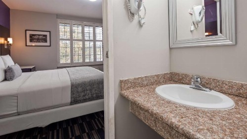 SureStay Hotel by Best Western Beverly Hills West LA - image 18