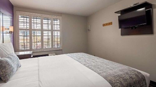 SureStay Hotel by Best Western Beverly Hills West LA - image 23
