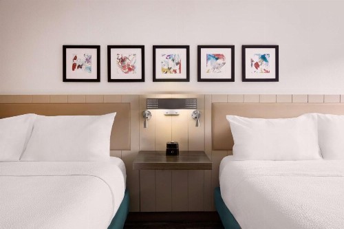 La Quinta by Wyndham LAX - image 20