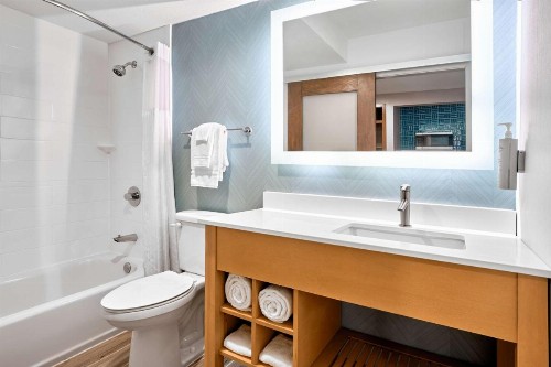 La Quinta by Wyndham LAX - image 3