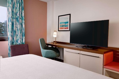 La Quinta by Wyndham LAX - image 4