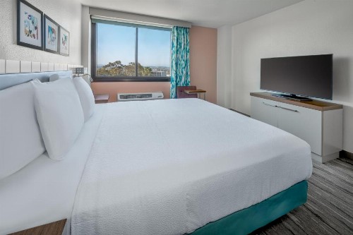 La Quinta by Wyndham LAX - image 49