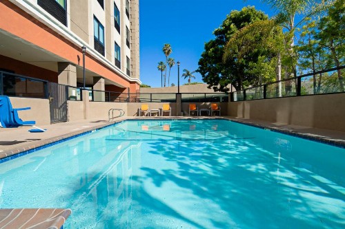 Holiday Inn Express Los Angeles LAX Airport an IHG Hotel - image 21