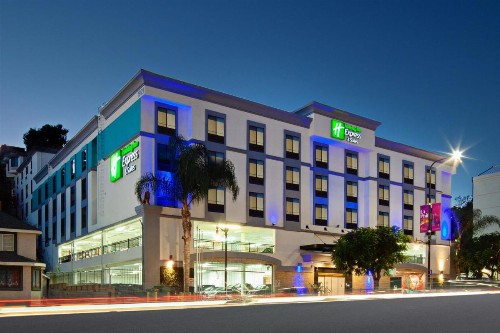 Holiday Inn Express Hollywood Walk of Fame an IHG Hotel - image 17