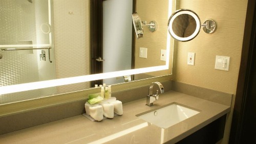 Holiday Inn Express Hollywood Walk of Fame an IHG Hotel - image 34
