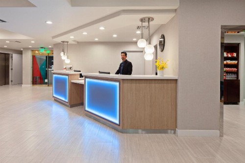 Holiday Inn Express Hollywood Walk of Fame an IHG Hotel - image 50