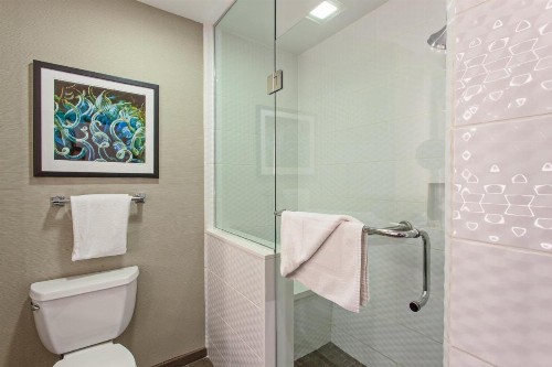 Holiday Inn Express Hollywood Walk of Fame an IHG Hotel - image 6
