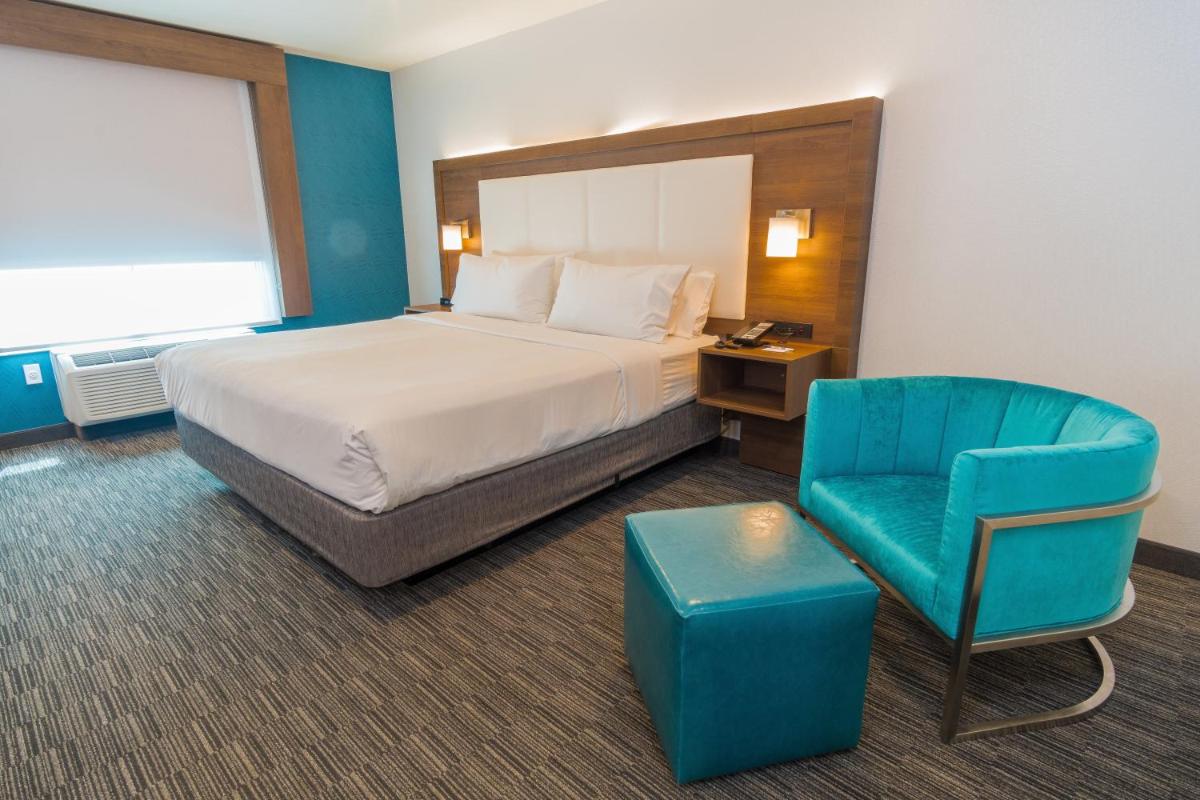 Holiday Inn Express Hollywood Walk of Fame an IHG Hotel - image 7