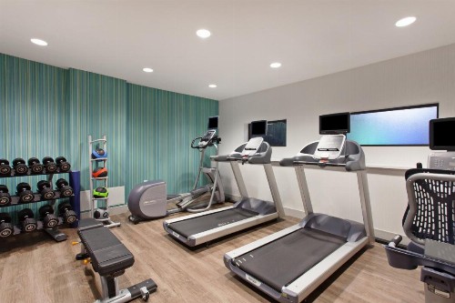Holiday Inn Express West Los Angeles an IHG Hotel - image 13