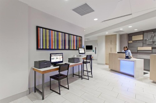 Holiday Inn Express West Los Angeles an IHG Hotel - image 8